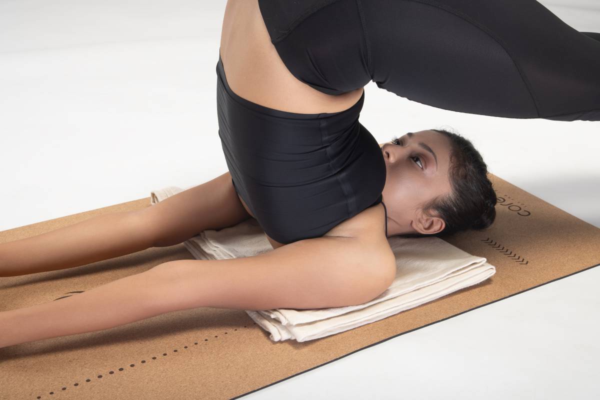 Yoga Blanket and Cork Yoga Mat Core Asana